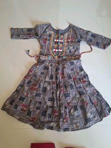 Stylish Grey Printed Kurta with Red Pants