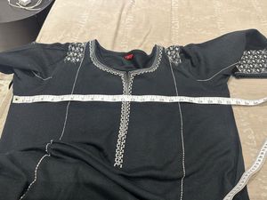 Elegant Black Embroidered Kurta