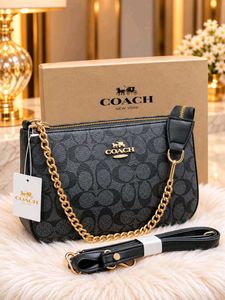 COACH*   TOP QUALITY WRISTLET SLINGS WD BOX