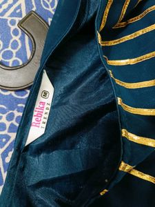🇳🇿💫🎀Elegant Teal Blue Gown with Golden Stripes