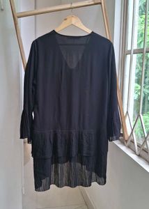 ZARA Chic Black Pleated Midi Dress with Belt