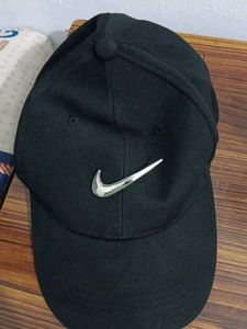 Black Nike Cap