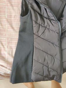 Zara Quilted Sleeveless Jacket with Hood