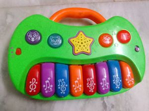 Green Musical Toy Keyboard