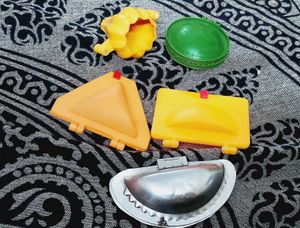 Set of 5 vintage Samosa/Sandwich Moulds