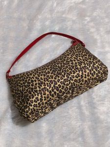 LeSportSac Leopard Print Shoulder Bag