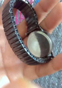 Classic Black Quartz Wristwatch