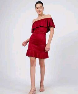 Chic Off-Shoulder Ruffle Dress