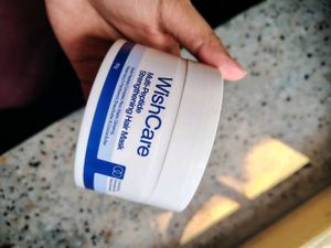 WishCare Multi-Peptide Strengthening Hair Mask