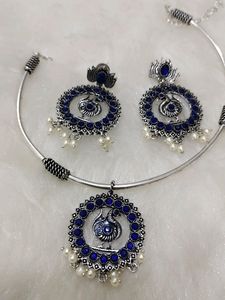 Hasli Necklace