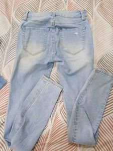 Light Wash Ripped Jeans
