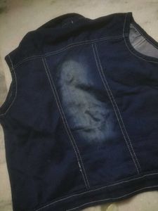 Stylish Denim Vest with Star Accents