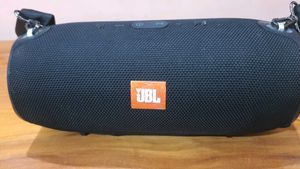 JBL Extreme Portable Bluetooth Speaker