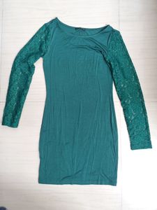 SHEIN Green Mini Dress With Lace Sleeves
