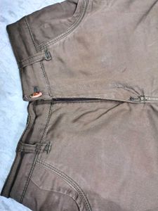 Olive green Cargo jeans for a 6-8 year boy