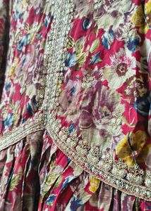 Embroidered Floral Kurta