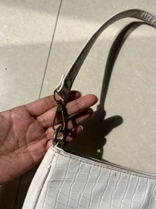 White Shoulder Bag