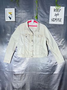 PULL&BEAR Stylish Cream Denim Jacket