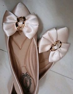 Elegant Bow Ballerina Flats - UK 7/ 40
