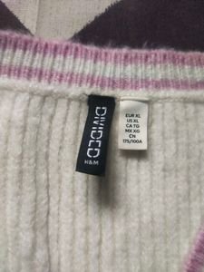 V-Neck Knit Vest