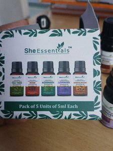 SheEssentials Essential Oils Set