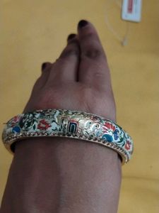 Traditional Mock Ivory Bangle