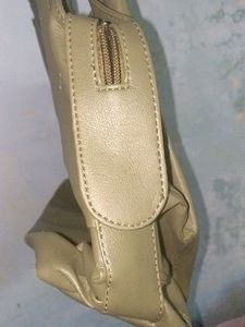 FOX LEATHER HANDBAGS