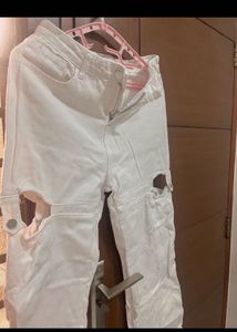 Chic White Distressed Flare Pants