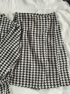 Houndstooth Cropped Blazer