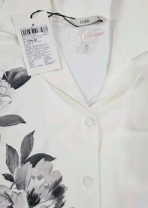 Stylish White Floral Top