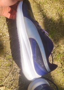 I Am Selling Puma Brand Sport Shoes