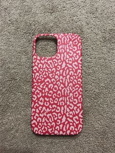 I am selling my 3 cases