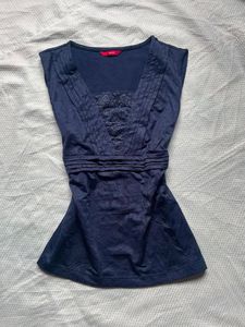 Women's Navy Blue Sleeveless Top