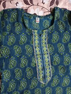 Stylish Teal Paisley Print Kurta