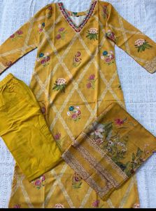 Mustard Brand new suit set