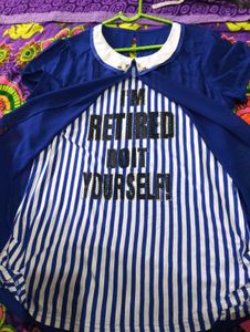 Chic Blue Striped Top