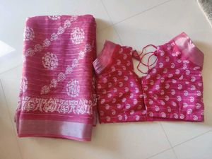 Elegant Pink Printed Saree with Blouse