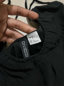 Chic Black Midi Dress