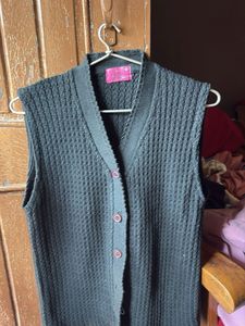 Vintage Sleeveless Cardigan Vest