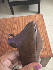 Chic Brown Croc Ballet Heels with Bow