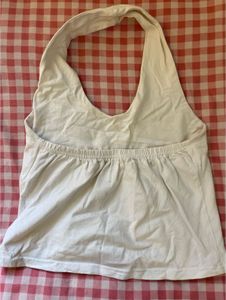 white trendy top