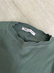Green Long Sleeve Top