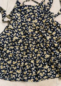 New with tag stylish dress 👗 😎
