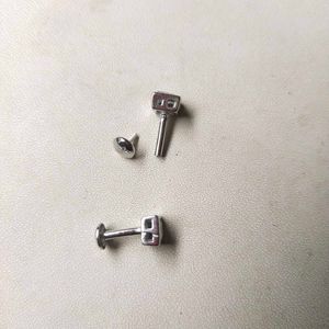 925 Sterling Silver Sparkle Square Studs Earrings.