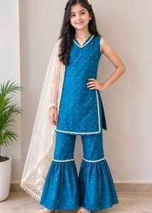 Girls Teal Kurta Set with Dupatta