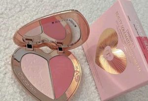 Charming Heart-Shaped Makeup Compact