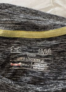 Under Armour Men's T-Shirt