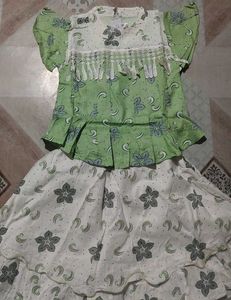 Girls Frock &amp;Top Size-32