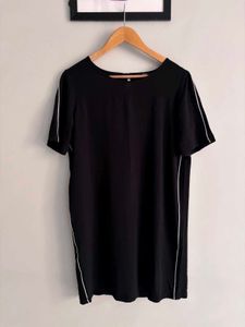 Chic Black T-Shirt Dress with White Stripes