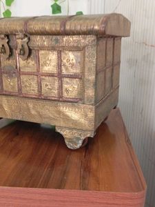 Antique Brass make-up Box